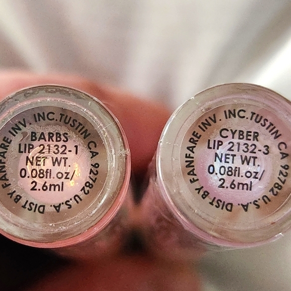 Amuse 3D Lip Gloss Set - Picture 2 of 4